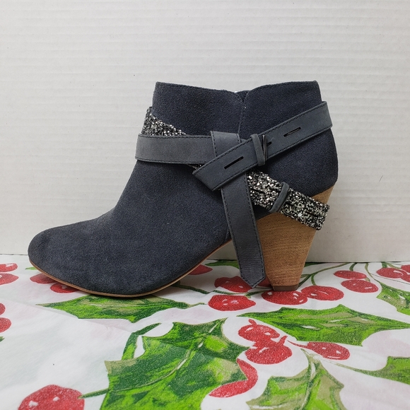 Matt Berson Gray Suede Booties Size 7 - Picture 6 of 9